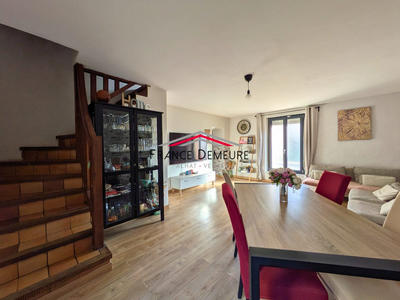 Maison traditionnelle - 108 m² - 5 pièces