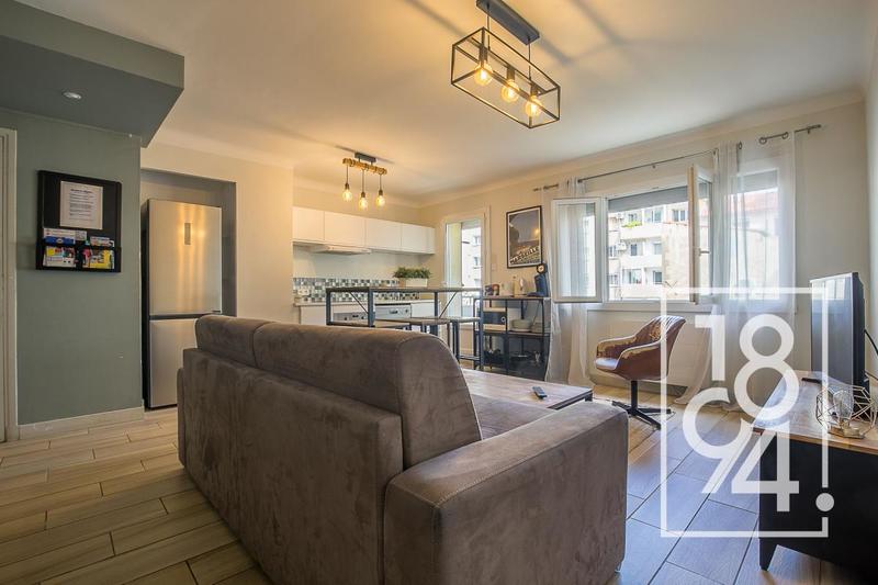 Appartement - 64 m² - 4 pièces