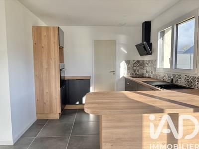 Maison - 103 m² - 6 pièces