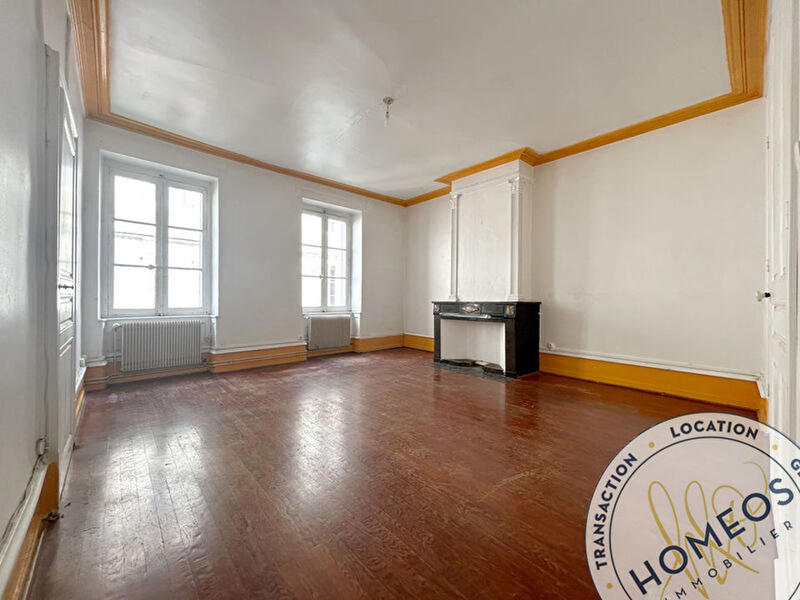 Appartement - 99 m² - 4 pièces