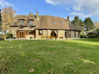 Maison - 272 m² - 8 pièces