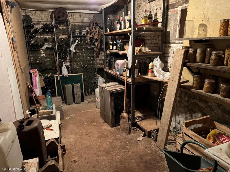 Maison - 230 m² - 9 pièces