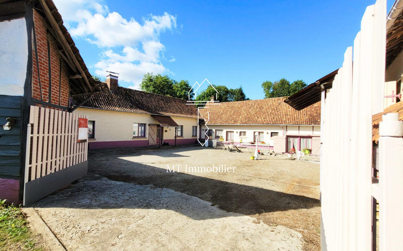 Maison - 376 m² - 14 pièces
