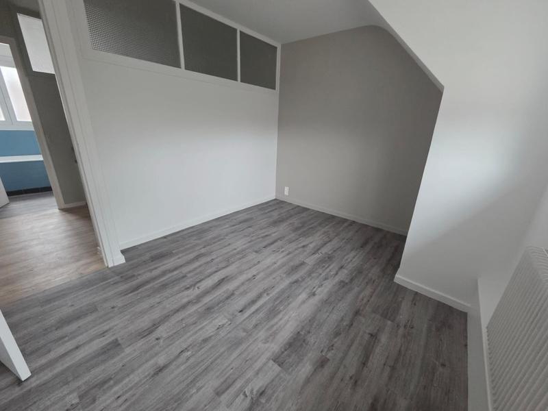 Maison - 110 m² - 6 pièces