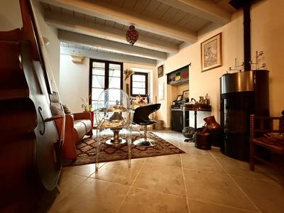 Appartement - 110 m² - 3 pièces