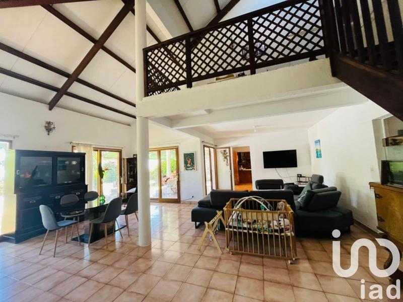 Maison - 176 m² - 5 pièces