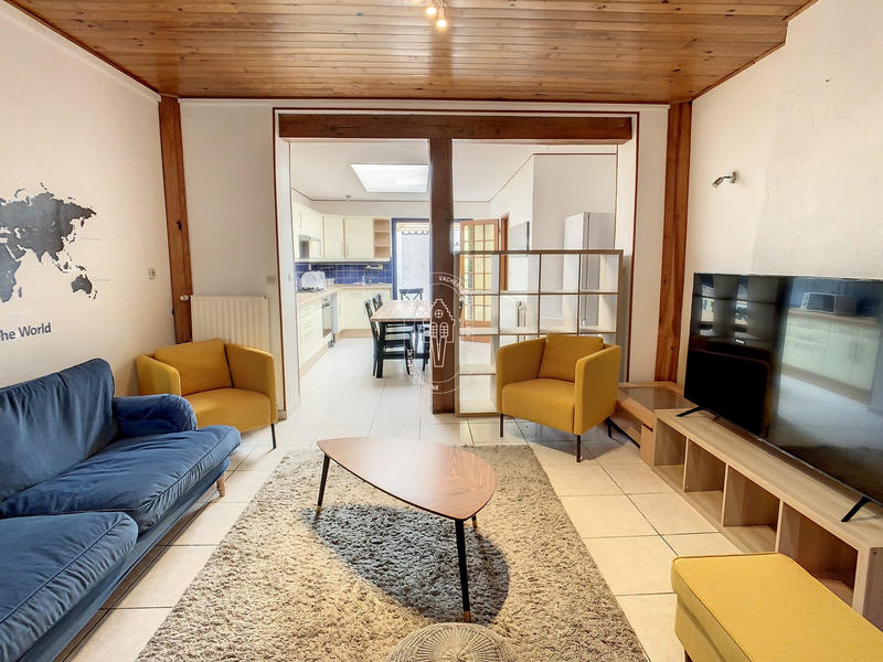 Maison - 111 m² - 6 pièces