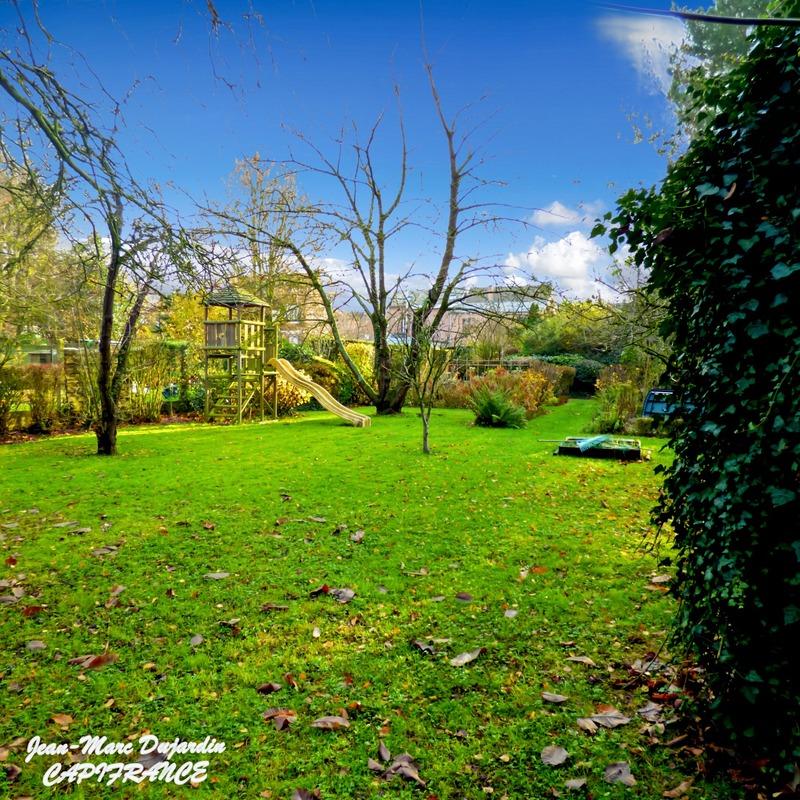 Maison d'architecte - 250 m² - 8 pièces