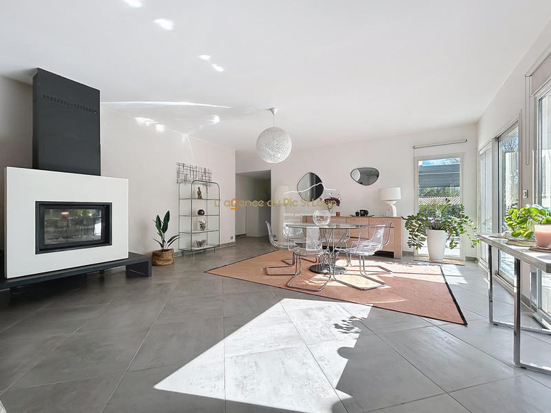 Villa - 215 m² - 7 pièces