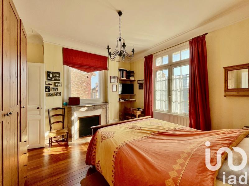 Maison - 194 m² - 8 pièces