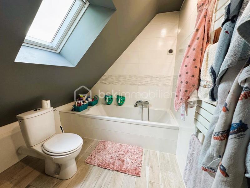 Maison traditionnelle - 86 m² - 5 pièces