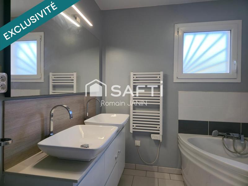 Maison - 105 m² - 4 pièces