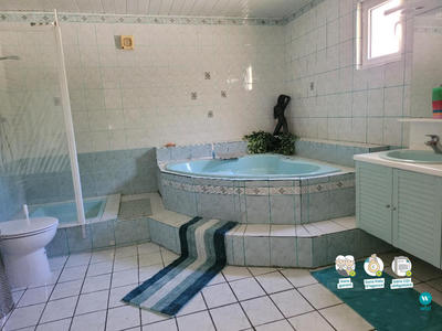 Appartement - 132 m² - 4 pièces