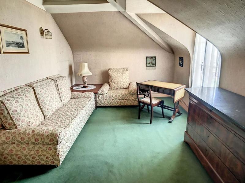 Maison - 167 m² - 6 pièces