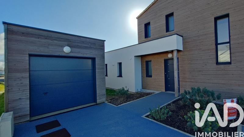 Maison - 98 m² - 4 pièces