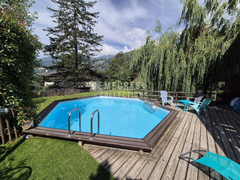 Maison - 171 m² - 8 pièces