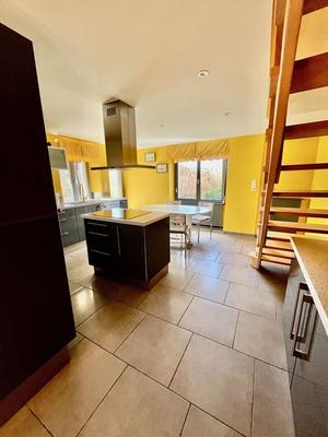 Maison traditionnelle - 206 m² - 8 pièces