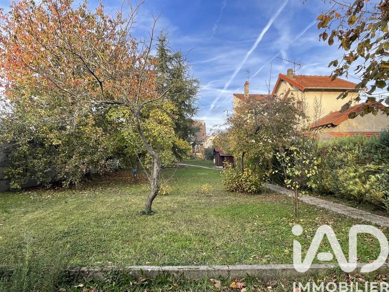 Maison - 151 m² - 7 pièces