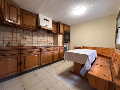 Maison - 140 m² - 8 pièces