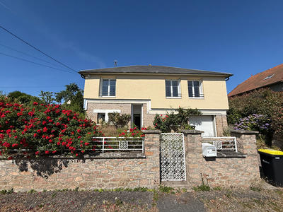 Maison - 101 m² - 5 pièces