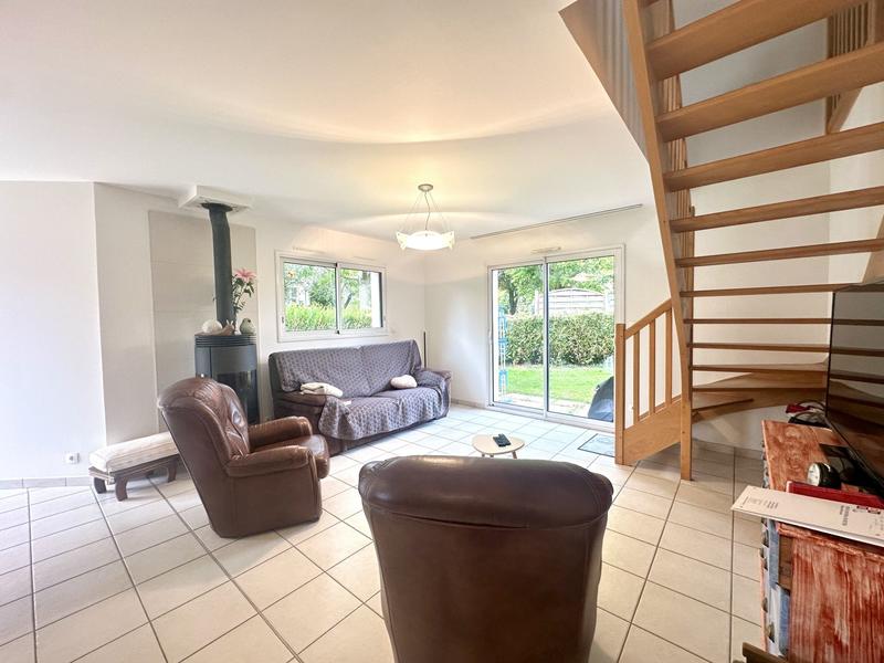 Maison - 149 m² - 7 pièces