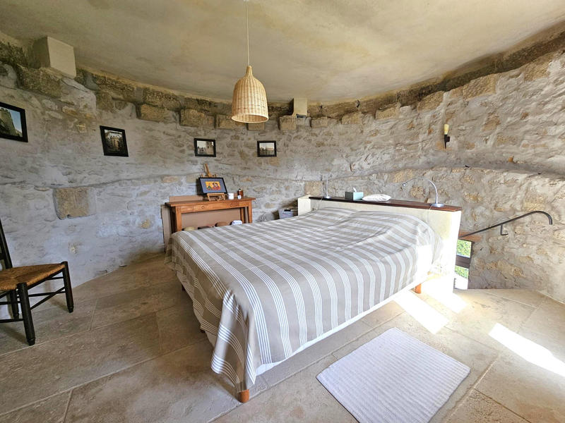 Château - 120 m² - 3 pièces