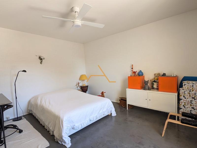 Maison en pierre - 263 m² - 8 pièces