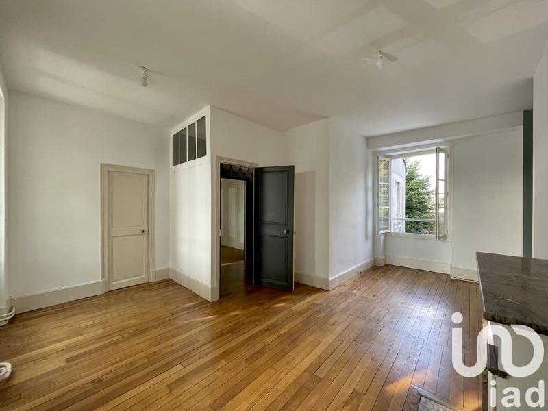 Maison de ville - 247 m² - 8 pièces