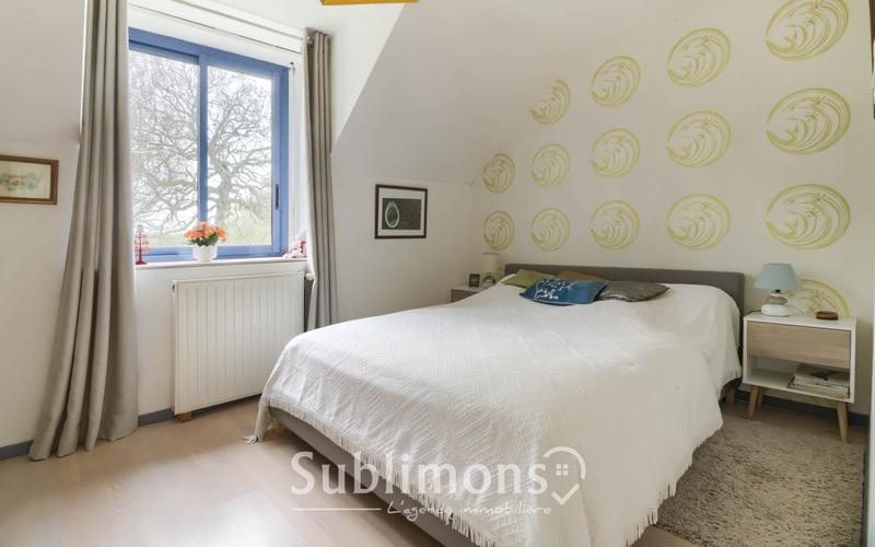 Maison - 270 m² - 8 pièces