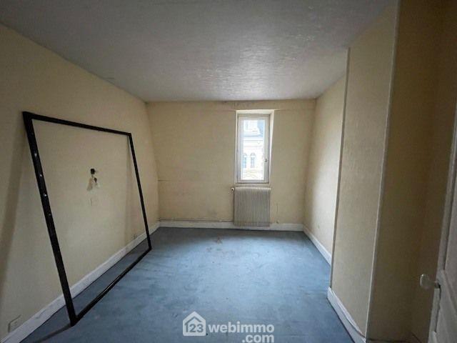 Immeuble - 71 m² - 3 pièces