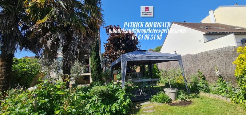 Maison - 111 m² - 7 pièces