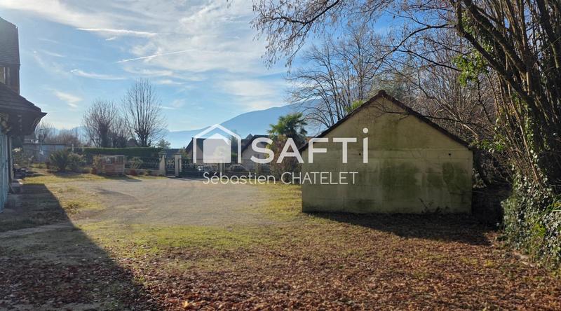 Maison - 200 m² - 10 pièces