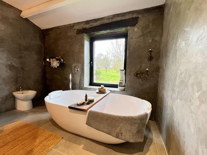 Maison - 360 m² - 7 pièces