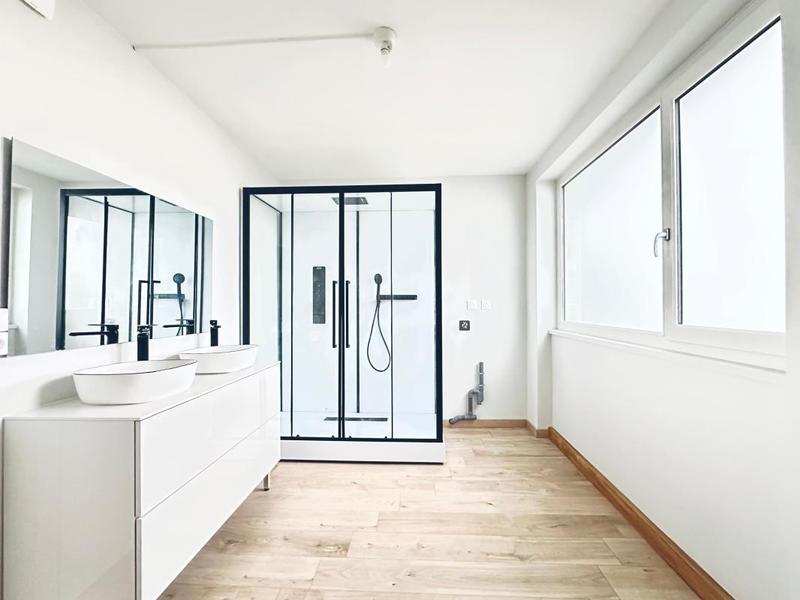 Appartement - 75 m² - 3 pièces