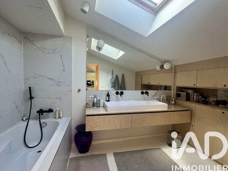 Loft - 170 m² - 5 pièces