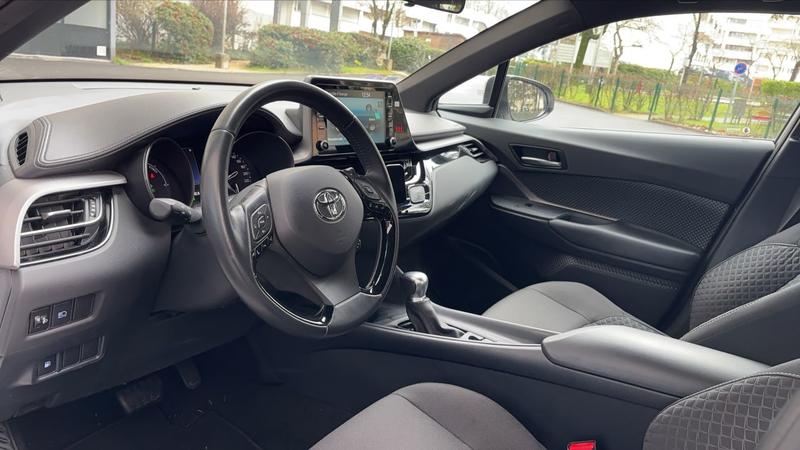 Toyota c-Hr 1.8 Vvt-i 122 2wd Cvt Dynamic