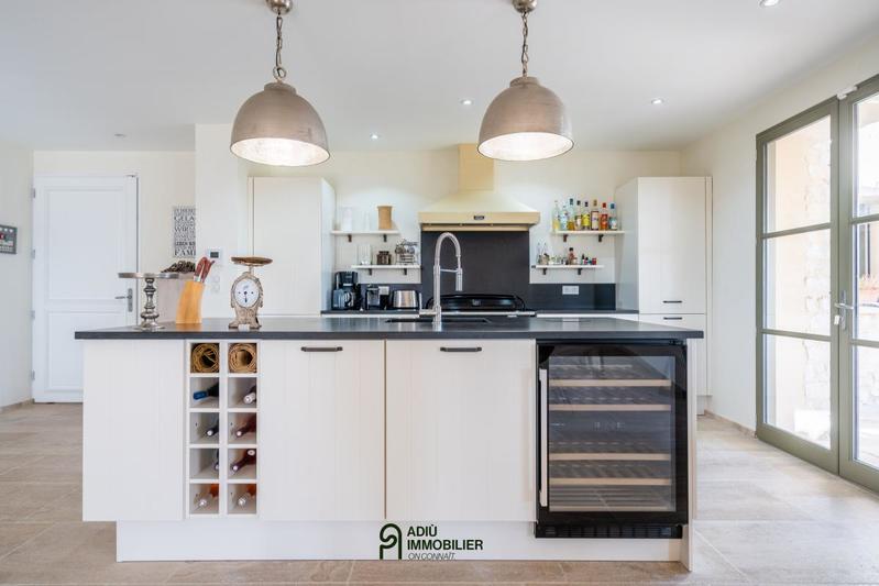 Maison en pierre - 157 m² - 6 pièces