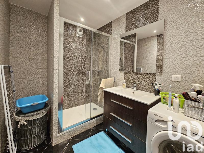 Appartement - 70 m² - 4 pièces