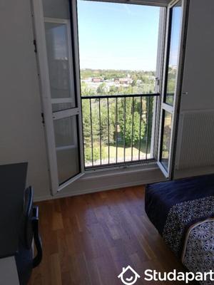 Chambre - 10 m² - 1 pièce