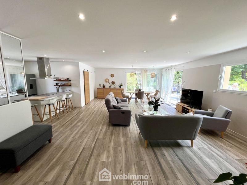 Maison - 118 m² - 4 pièces