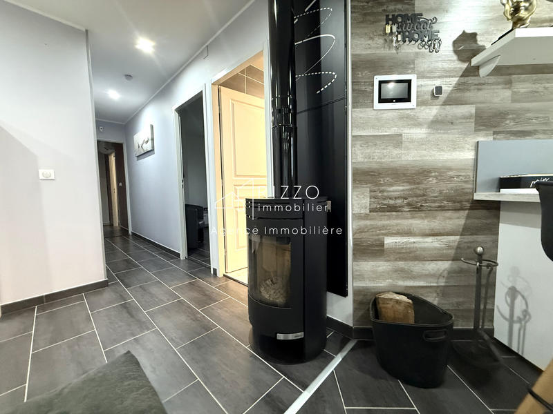 Maison - 98 m² - 4 pièces