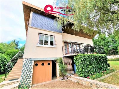 Maison - 235 m² - 10 pièces