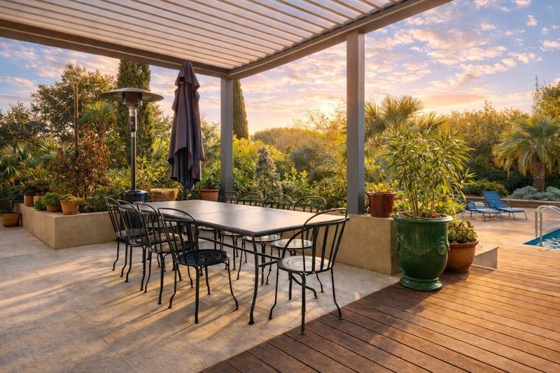 Maison - 240 m² - 5 pièces