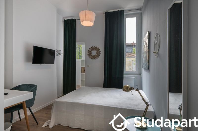 Chambre - 15 m² - 1 pièce