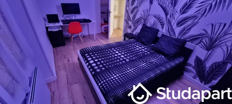 Chambre - 13 m² - 1 pièce