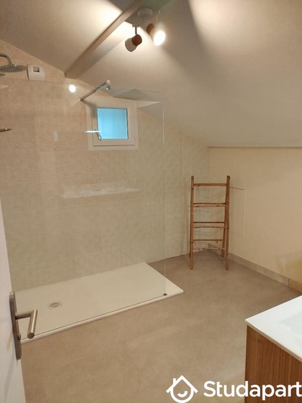 Maison - 300 m² - 5 pièces