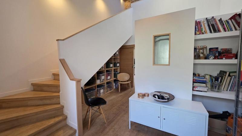 Maison - 390 m² - 11 pièces