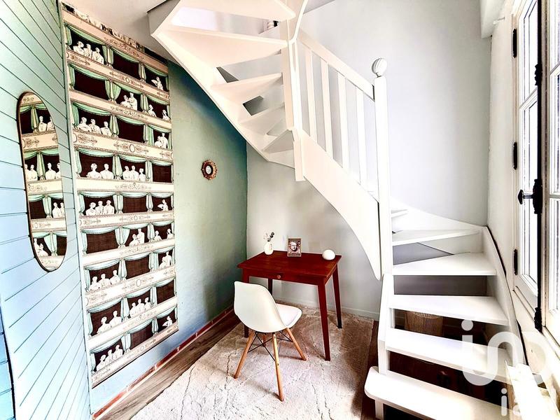 Appartement - 120 m² - 5 pièces