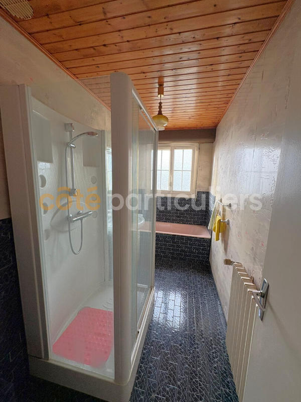 Maison - 93 m² - 5 pièces