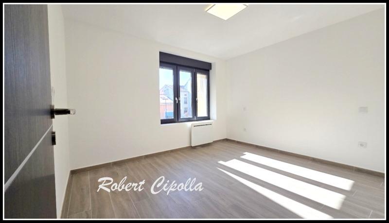 Maison - 165 m² - 6 pièces